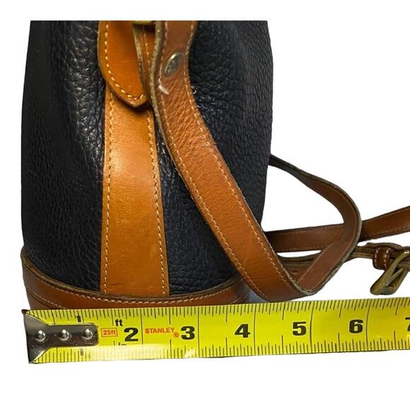 Vintage Dooney & Bourke Handbag  Large Navy Crossbody  Leather - Picture 7 of 9